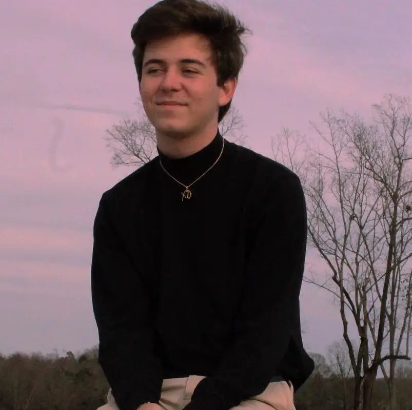 Tristan Olson (Tiktok Star) Wiki, Biography, Age, Girlfriends, Family, Facts and More